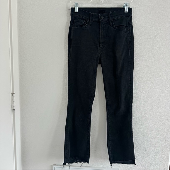 MOTHER Insider Crop Step Fray Jeans in Not Guilty Size: 27 - Picture 3 of 12